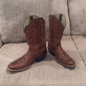 Cowgirls boot 💖 Ariat Leather Footwear